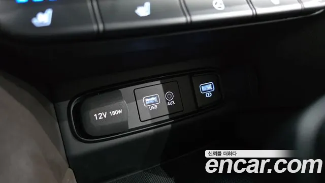 Hyundai Santafe 2019 — фото 16