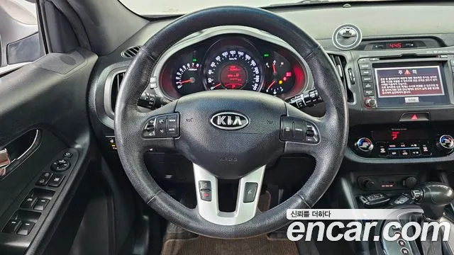 Kia Sportage 2012 — фото 13