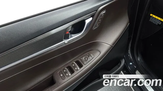 Hyundai Grandeur 2017 — фото 19