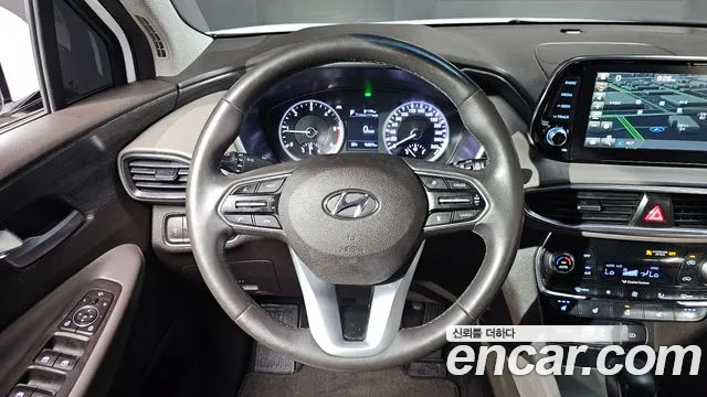 Hyundai Santafe 2019 — фото 19
