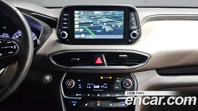 Hyundai Santafe 2019 — фото 20