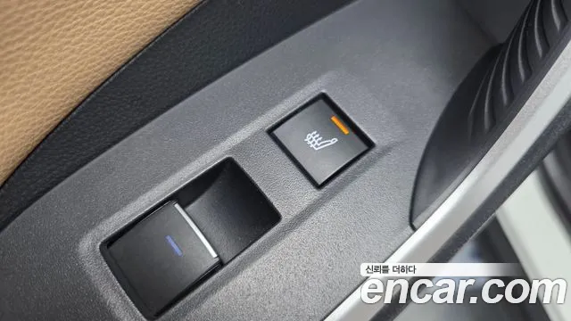 Toyota RAV4 2022 — фото 18