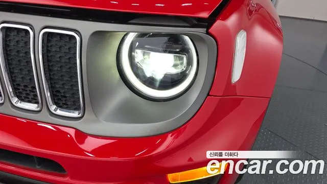 Jeep Renegade 2021 — фото 8