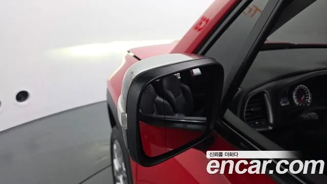 Jeep Renegade 2021 — фото 9