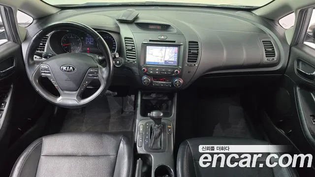 Kia K3 2015 — фото 10