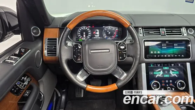 Land Rover Range Rover 2018 — фото 18