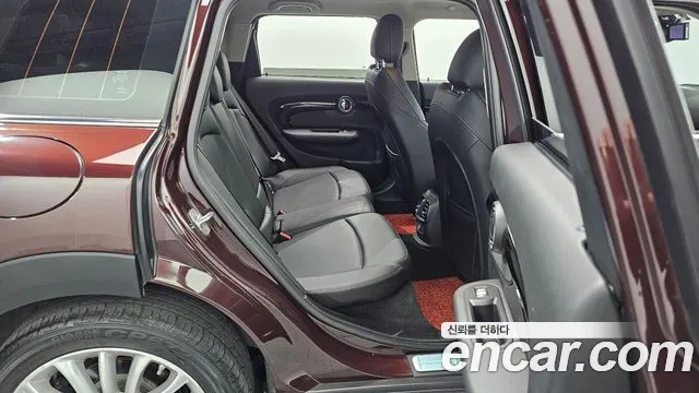 Mini Clubman 2019 — фото 17