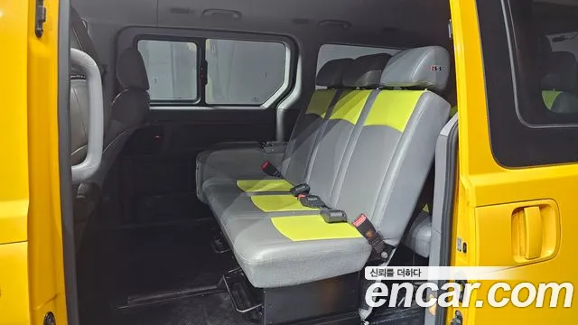 Hyundai Starex 2021 — фото 18