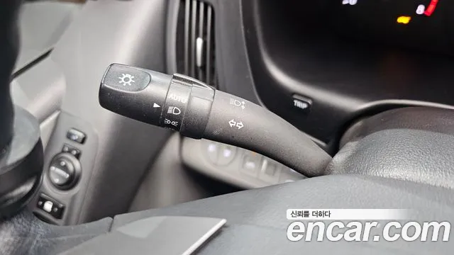 Hyundai Starex 2021 — фото 24