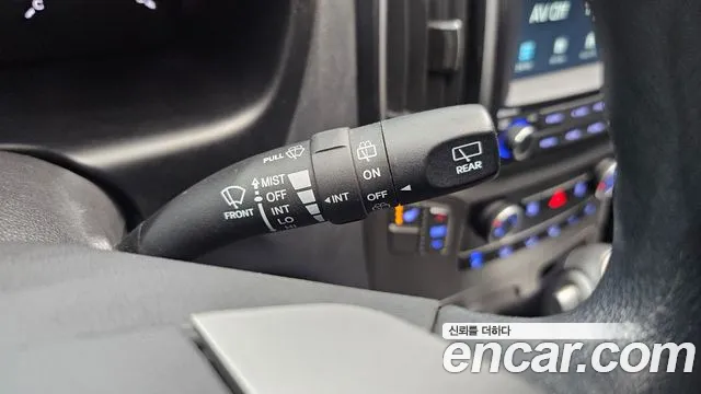 Hyundai Starex 2021 — фото 25