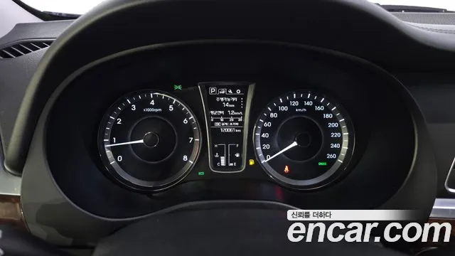Hyundai Aslan 2015 — фото 11