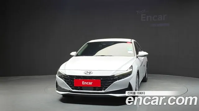 Hyundai AVANTE 2023 — фото 3