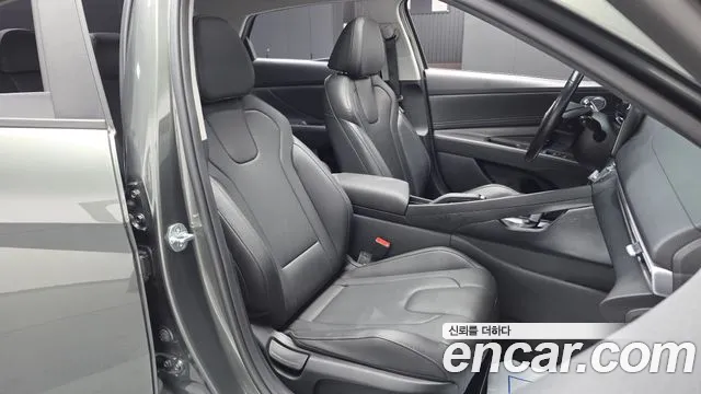 Hyundai AVANTE 2023 — фото 16