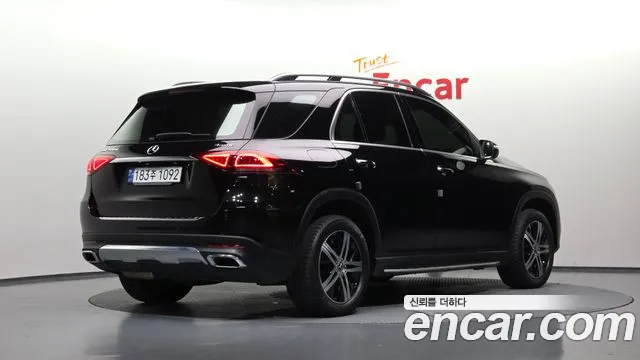 Mercedes-Benz GLE-Class 2020 — фото 2