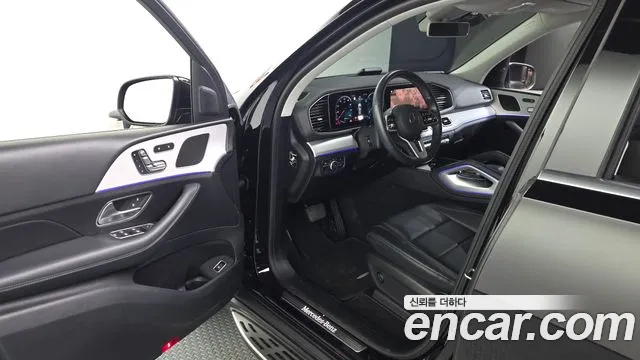 Mercedes-Benz GLE-Class 2020 — фото 13