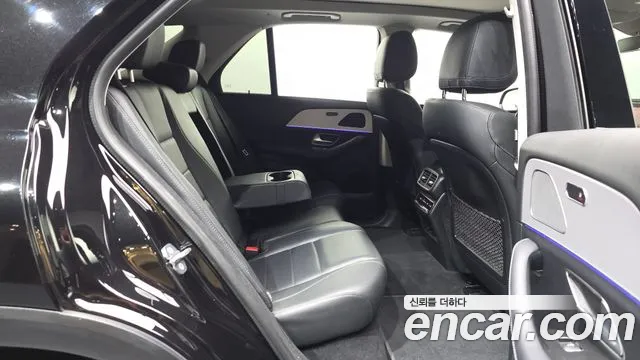 Mercedes-Benz GLE-Class 2020 — фото 17