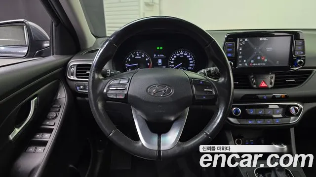 Hyundai i30 2018 — фото 19