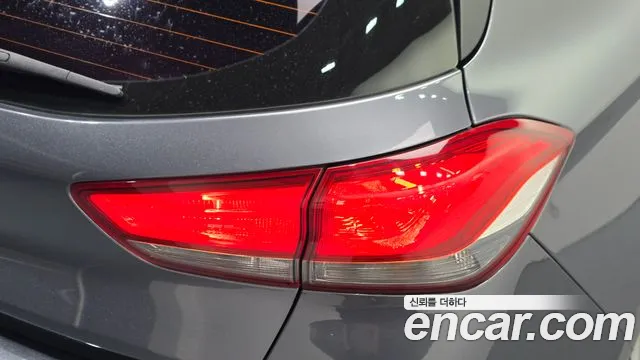 Hyundai i30 2018 — фото 9
