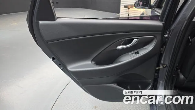 Hyundai i30 2018 — фото 15
