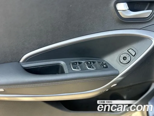 Hyundai Santafe 2014 — фото 9