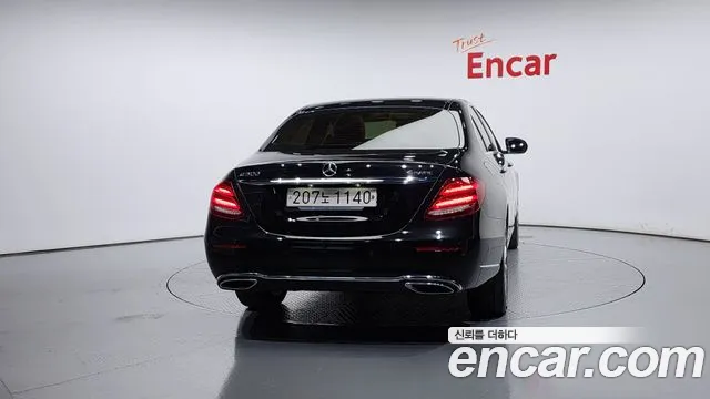 Mercedes-Benz E-Class 2020 — фото 4