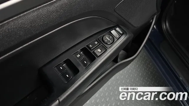 Hyundai AVANTE 2016 — фото 18