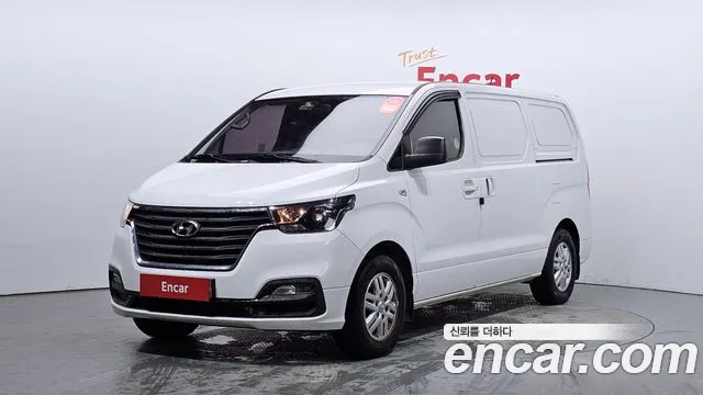 Hyundai Starex 2019 — фото 1