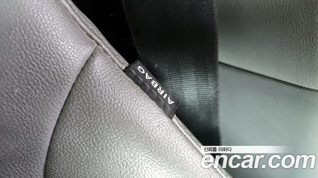 Hyundai Starex 2019 — фото 18