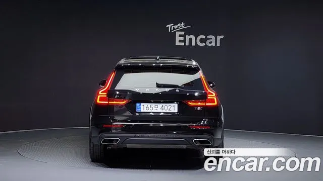 Volvo V60 2019 — фото 4