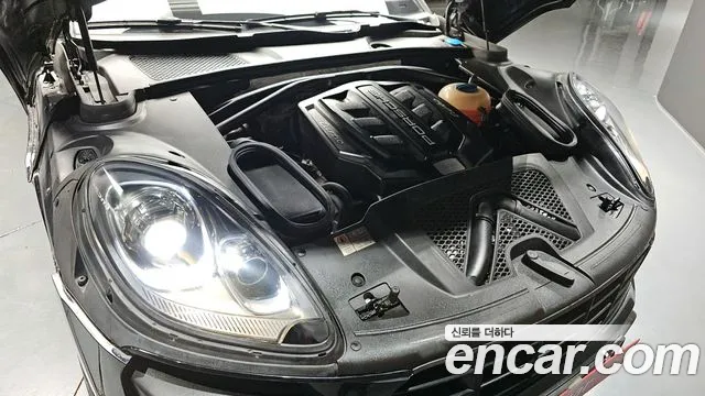Porsche Macan 2015 — фото 6