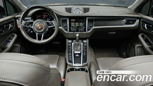 Porsche Macan 2015 — фото 7