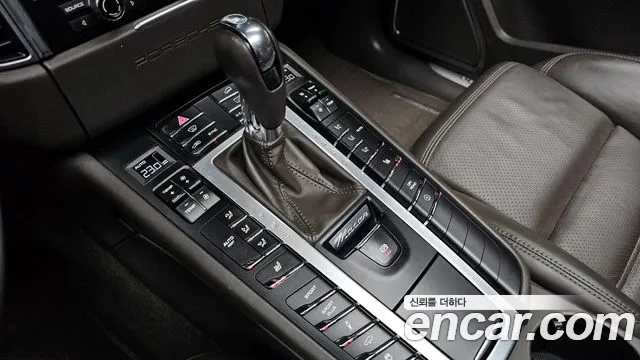 Porsche Macan 2015 — фото 9