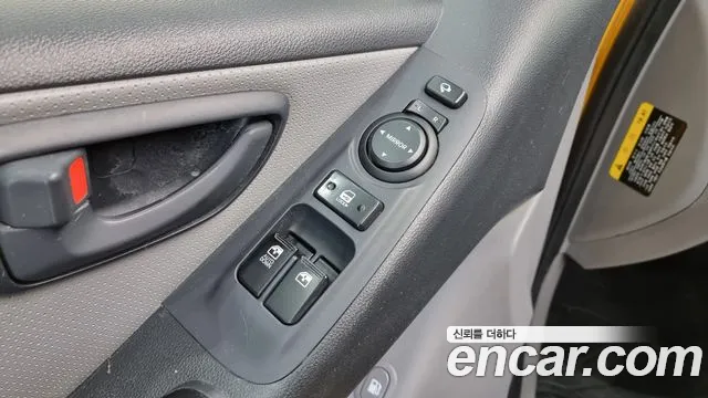 Hyundai Starex 2017 — фото 12