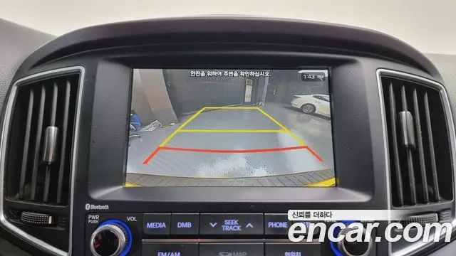 Hyundai Starex 2017 — фото 17
