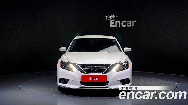 Nissan Altima 2017 — фото 3