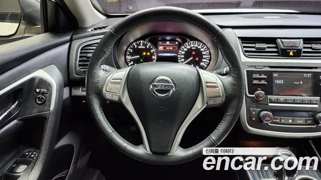 Nissan Altima 2017 — фото 13