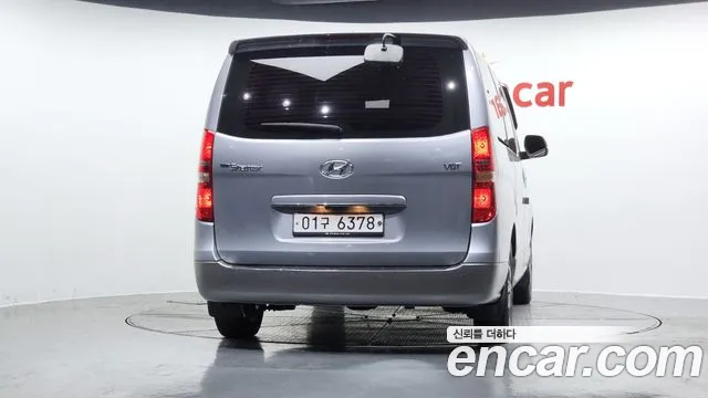 Hyundai Starex 2018 — фото 4