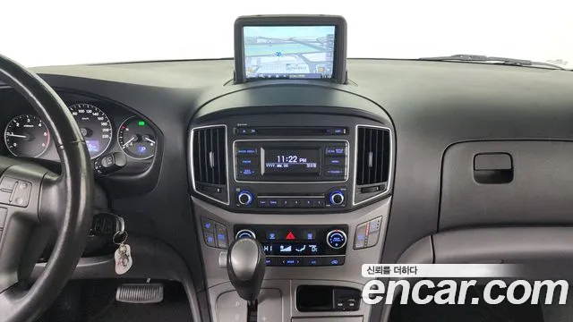 Hyundai Starex 2018 — фото 14