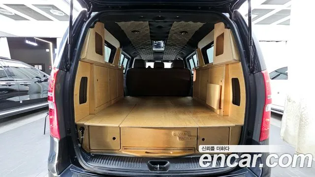Hyundai Starex 2019 — фото 20