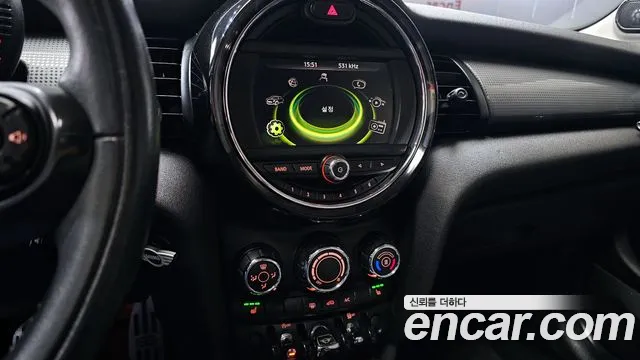 Mini Cooper 2016 — фото 14