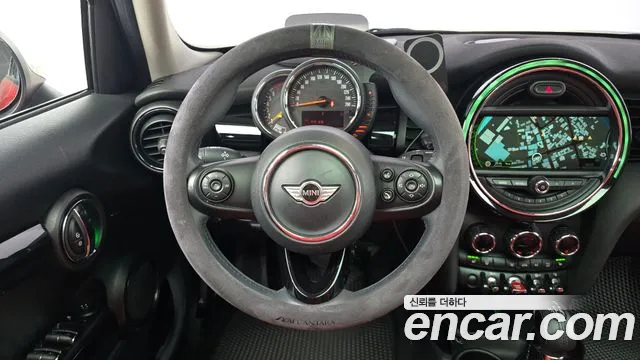 Mini Cooper 2018 — фото 13