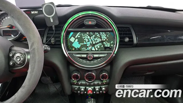 Mini Cooper 2018 — фото 15
