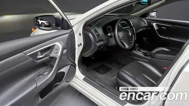 Nissan Altima 2017 — фото 11
