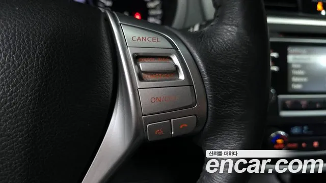 Nissan Altima 2017 — фото 18