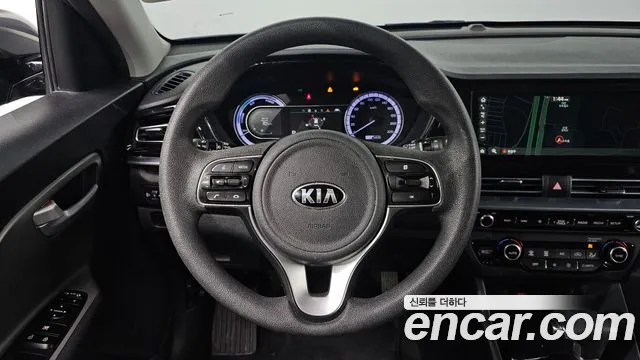Kia Niro 2020 — фото 15