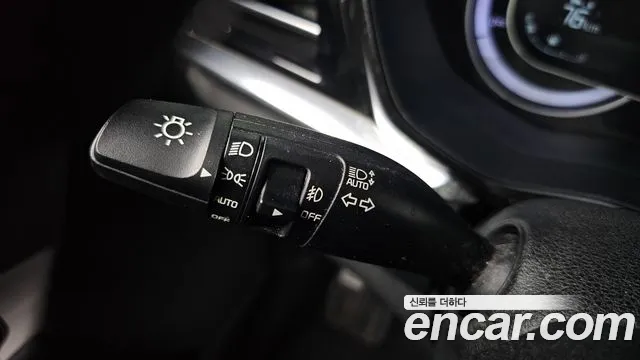 Kia Niro 2020 — фото 16