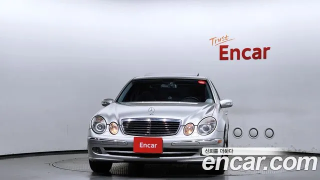 Mercedes-Benz E-Class 2005 — фото 3