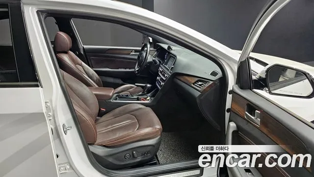 Hyundai Sonata 2018 — фото 11