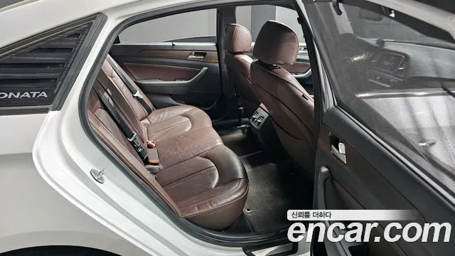 Hyundai Sonata 2018 — фото 12