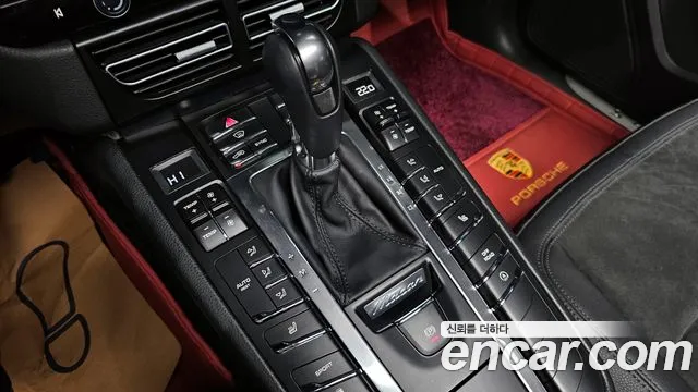 Porsche Macan 2015 — фото 9